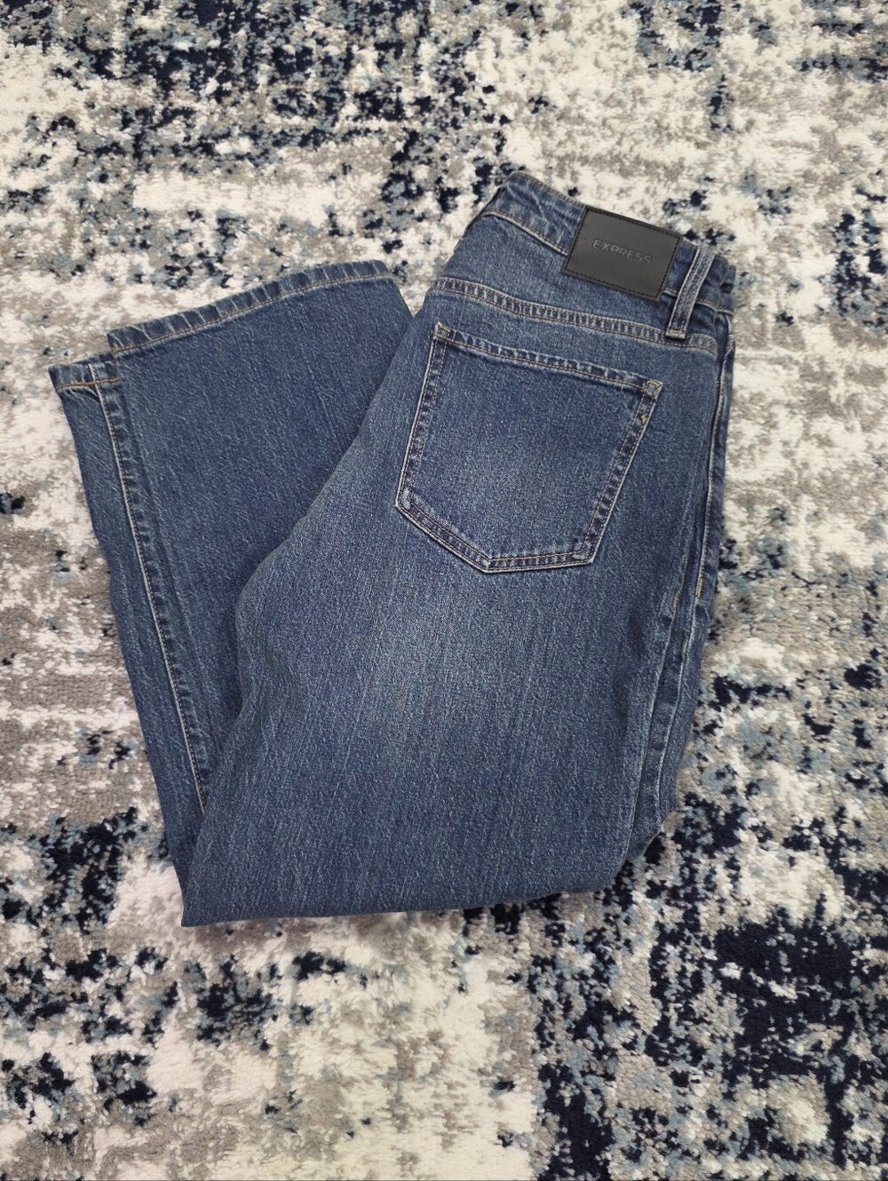 Express Women's Blue Denim Jeans - Classic Straight Fit